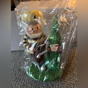 2004 hersheys Christmas tree